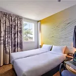 B&B Hotel Saintes Отель Сент