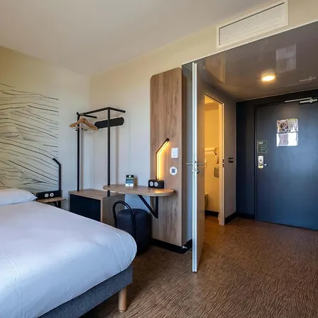 B&B Hotel Saintes Hotel Saintes