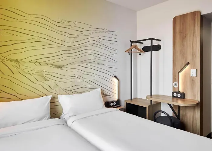 B&B Hotel Saintes 3* Saintes