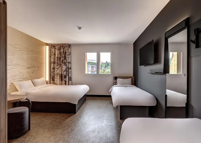 B&B Hotel Saintes Hotel Saintes